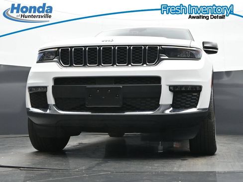 Used 2022 Jeep Grand Cherokee L Limited AWD/4WD image 26