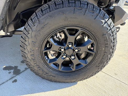 Used 2021 Jeep Wrangler Unlimited Sport AWD/4WD image 13