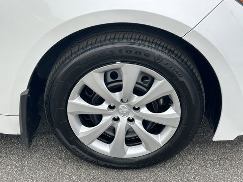 Used 2024 Toyota Corolla LE image 15