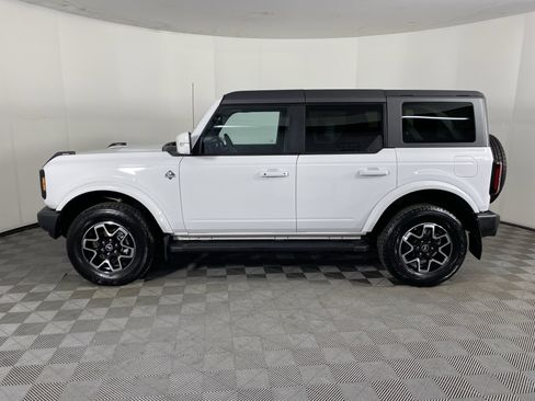 Used 2023 Ford Bronco Outer Banks image 11