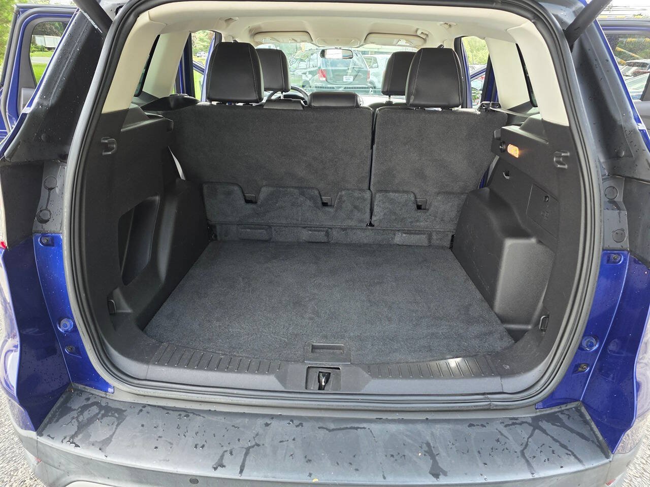 Used 2016 Ford Escape SE w/ SE Leather Comfort Package FWD image 16
