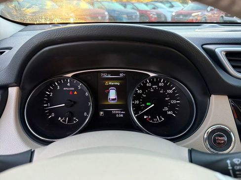 Used 2015 Nissan Rogue SL image 23