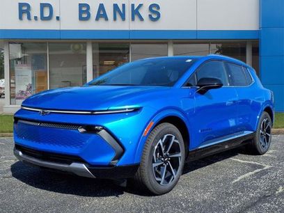 New 2025 Chevrolet Equinox EV LT w/ LPO, Blackout Package