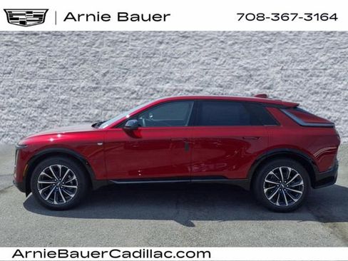 New 2025 Cadillac Lyriq Sport image 10