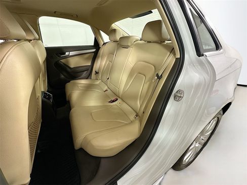 Used 2015 Audi A4 2.0T Premium image 28