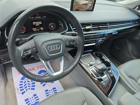 Used 2019 Audi Q7 3.0T Premium Plus w/ Premium Plus Package AWD/4WD image 12