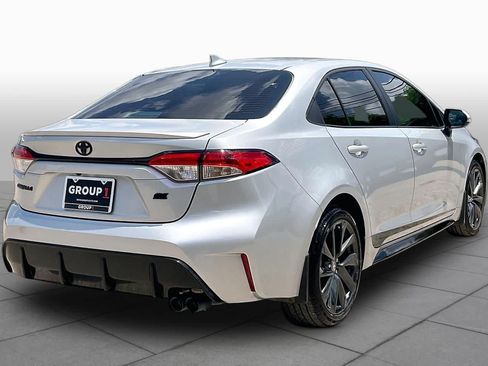 Used 2026 Toyota Corolla SE FWD image 12