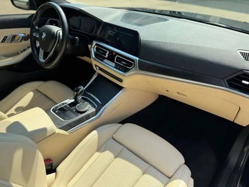 Used 2022 BMW 330i Sedan w/ Driving Assistance Package image 17