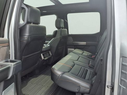 Used 2023 Ford F350 Platinum w/ Tremor Off-Road Package AWD/4WD image 23