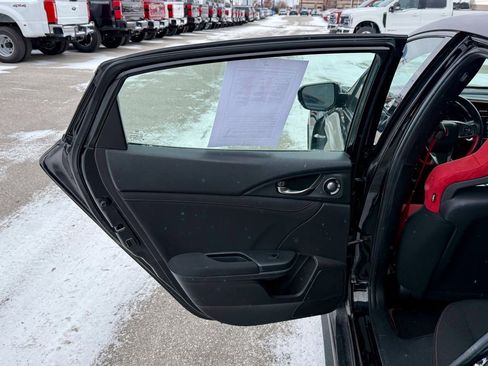 Used 2018 Honda Civic Type R image 13