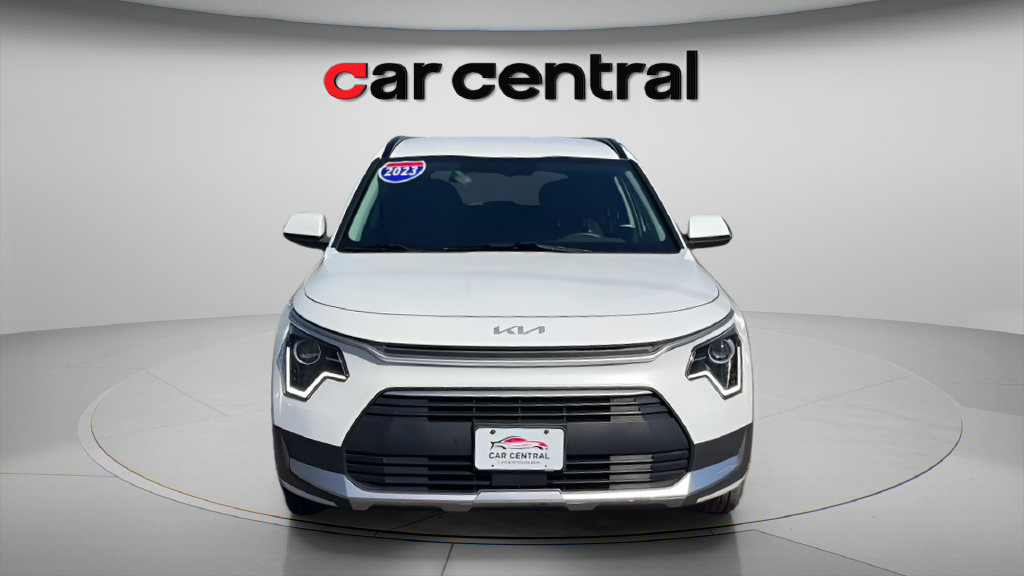 Used 2023 Kia Niro EX FWD image 8