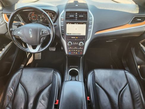 Used 2018 Lincoln MKC Reserve image 25