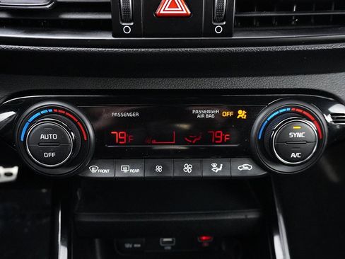 Used 2023 Kia Forte GT-Line image 49