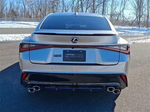 Used 2023 Lexus IS 500 image 5