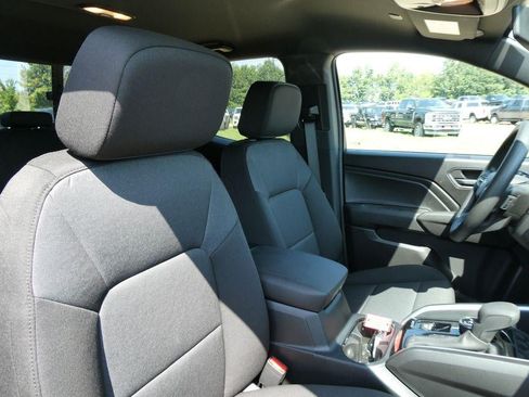 New 2026 Chevrolet Colorado Trail Boss AWD/4WD image 9