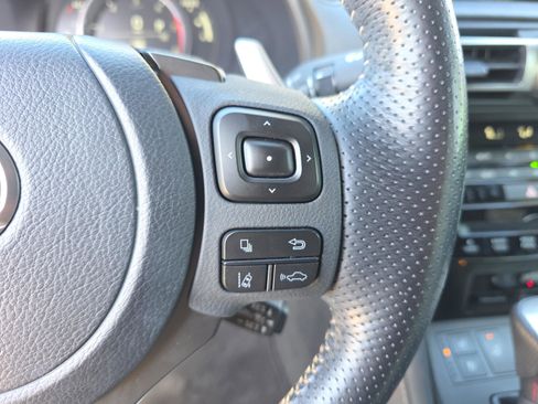 Used 2022 Lexus IS 350 F Sport image 26