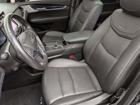 Certified 2024 Cadillac XT5 Premium Luxury AWD/4WD image 19