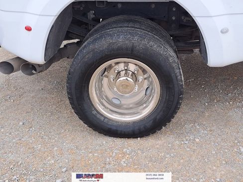 Used 2023 Ford F350 XLT image 5