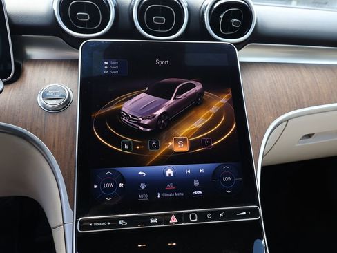 Used 2023 Mercedes-Benz C 300 4MATIC Sedan image 31