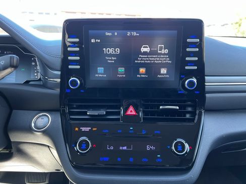 Used 2020 Hyundai Ioniq Blue FWD image 26