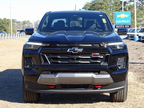 Used 2025 Chevrolet Colorado Z71 w/ Technology Package image 6