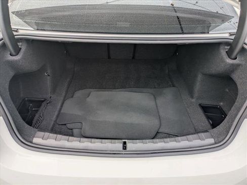 Used 2023 BMW 330i Sedan w/ Premium Package image 6