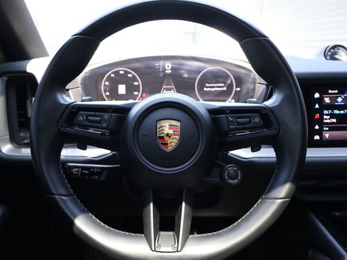 Used 2024 Porsche Cayenne S w/ Premium Package Plus (PP1) AWD/4WD image 15
