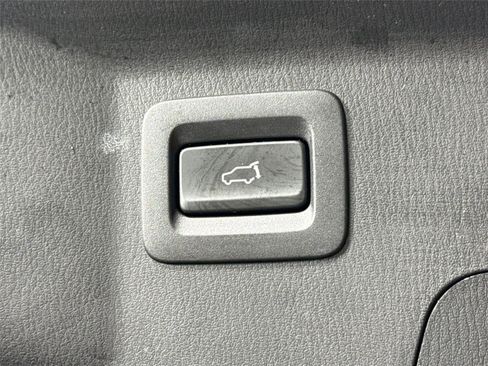 Certified 2023 MAZDA CX-9 Touring image 42