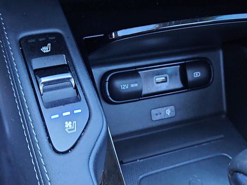 Used 2022 Kia Telluride EX w/ EX Premium Package AWD/4WD image 18