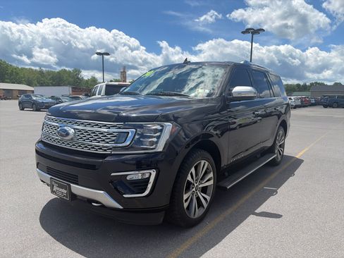 Used 2020 Ford Expedition Platinum AWD/4WD image 2