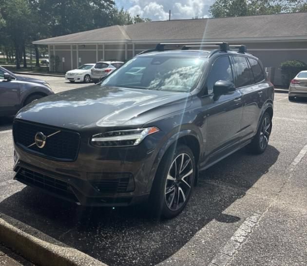 Certified 2023 Volvo XC90 T8 Ultimate w/ Protection Package Premier AWD/4WD image 2