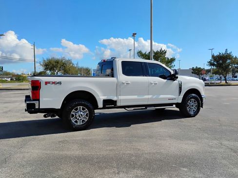 Used 2024 Ford F250 Lariat image 4