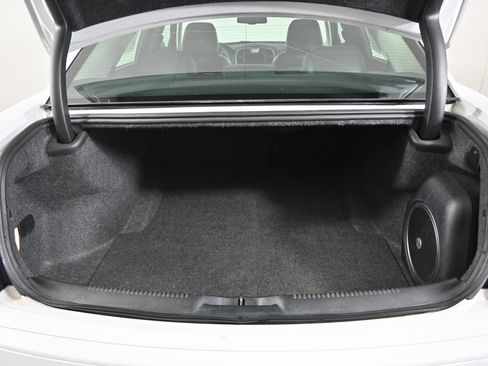 Used 2023 Chrysler 300 Touring L w/ Popular Equipment Group image 16