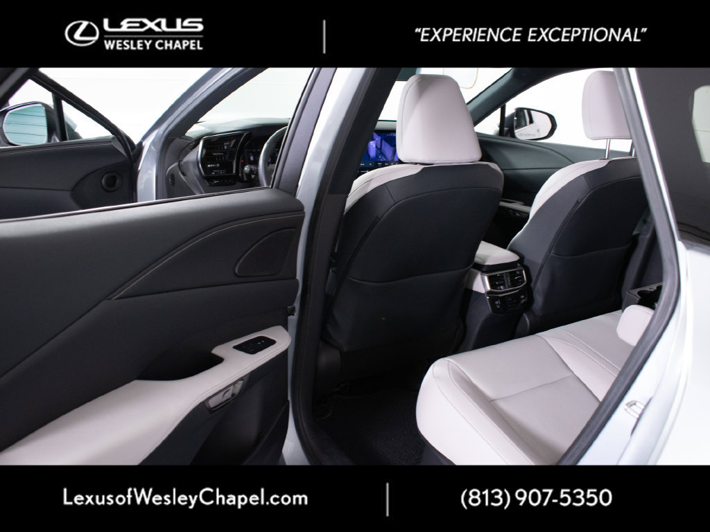 Certified 2023 Lexus RX 350 Premium w/ Accessory Package AWD/4WD image 16