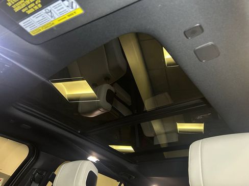 Used 2023 Toyota Sequoia 4WD image 18