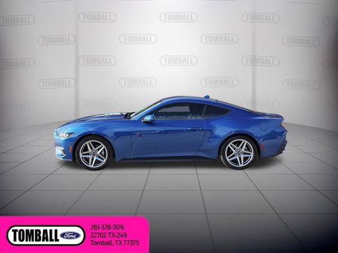 Certified 2024 Ford Mustang Coupe RWD image 5