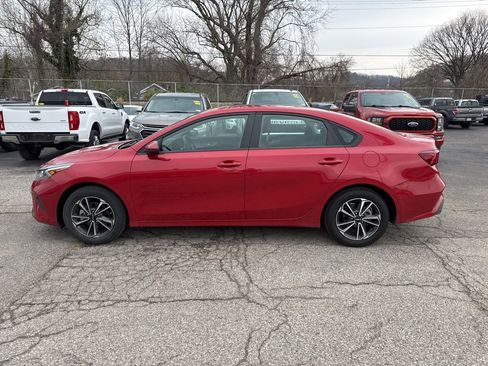 Used 2024 Kia Forte LXS FWD image 6