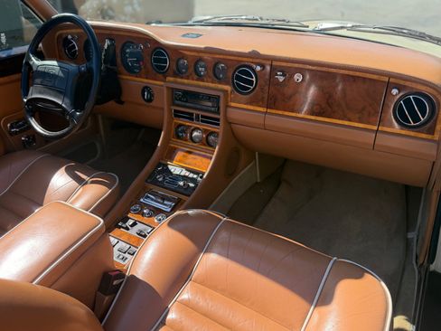 Used 1990 Bentley Continental RWD image 33