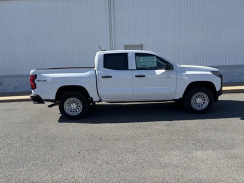 New 2026 Chevrolet Colorado W/T image 17