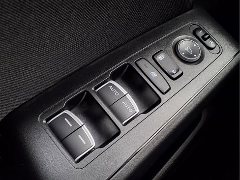 Certified 2025 Honda Civic Sport image 26