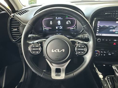 Used 2023 Kia Soul EX FWD image 15