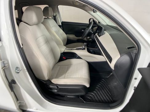 Used 2023 Honda HR-V LX image 5