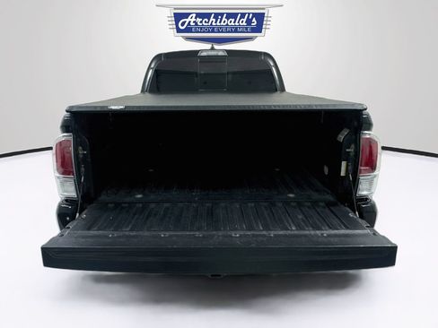 Used 2020 Toyota Tacoma TRD Off-Road w/ Technology Package AWD/4WD image 27