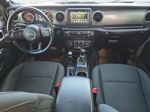 Used 2021 Jeep Wrangler Unlimited Willys image 10