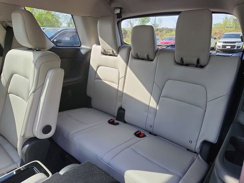 New 2026 Nissan Pathfinder SL AWD/4WD image 6