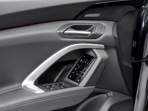 New 2025 Audi Q5 Premium Plus image 8