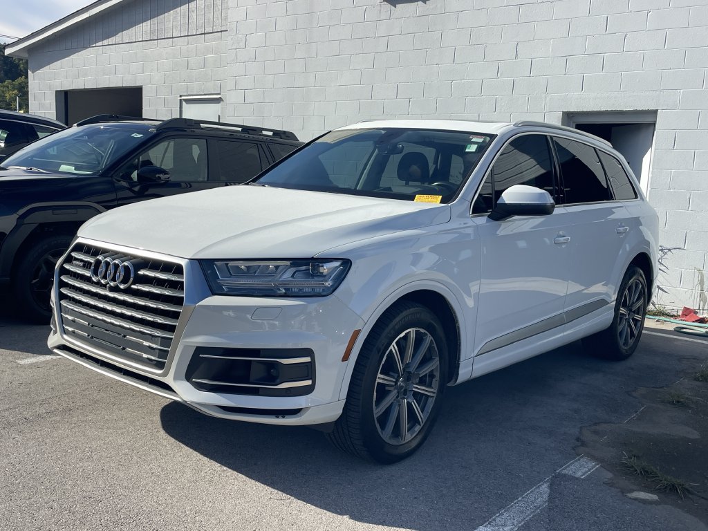 Used 2018 Audi Q7 3.0T Prestige AWD/4WD image 3