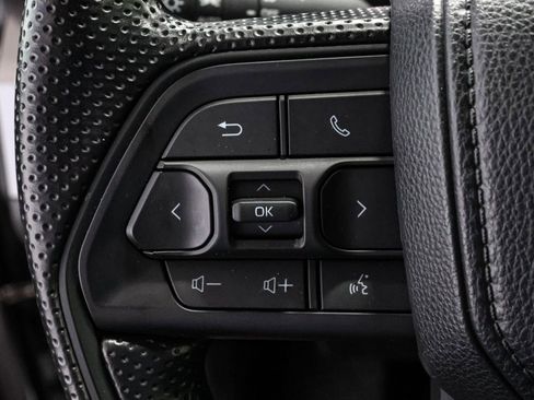 Used 2025 Toyota Tacoma SR5 AWD/4WD image 34