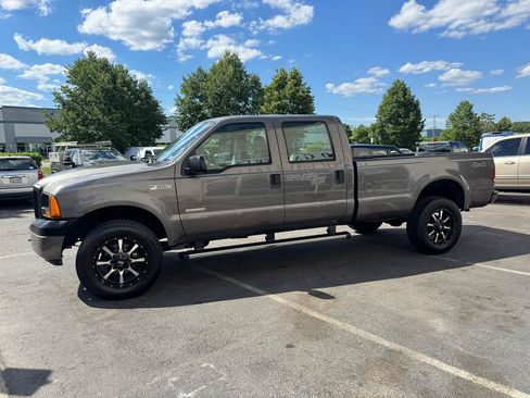 Used 2007 Ford F350 XLT AWD/4WD image 8