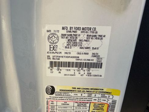 Used 2013 Ford F150 Platinum w/ Max Trailer Tow Pkg image 32